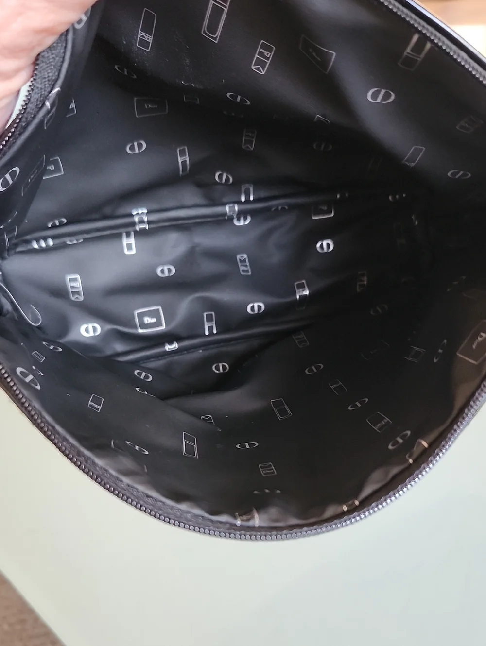 Authentic Dior Black Patent Beauty Pouch Make-up Clutch Parfum Bag Cosmetic Case